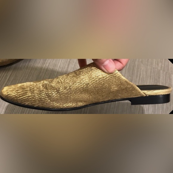 Freda Salvador Leather metallic mules in sparkling gold color size 6 - Picture 5 of 10